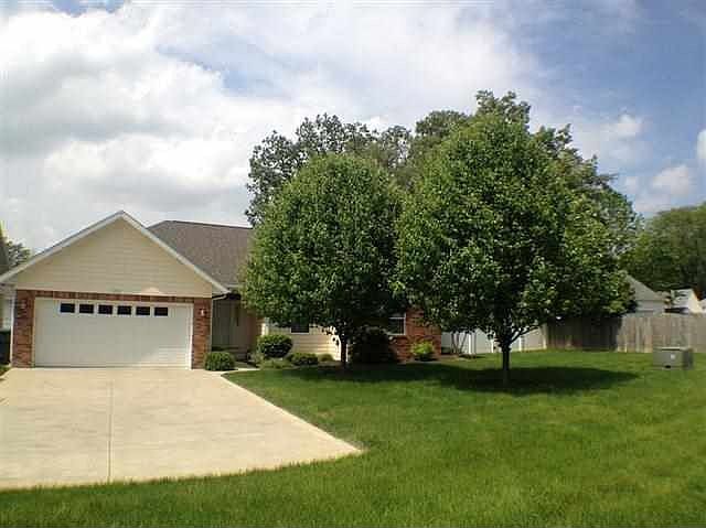 4300 W Hawks Ridge Ct, Muncie, IN 47304 | Zillow