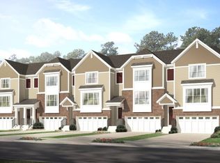 824 Chase Ln, Inverness, IL 60067