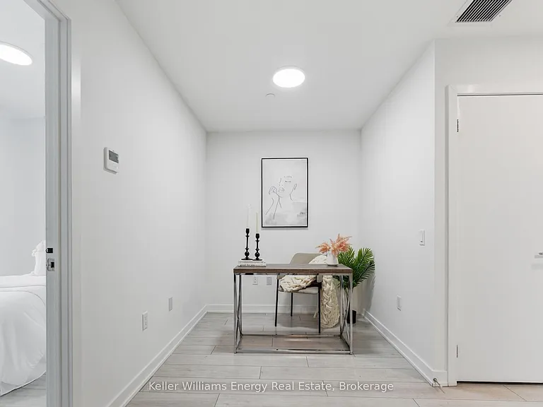 1614 Charles St #522 — Photo 6