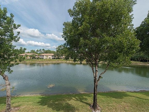 4th image of 3993 Bishopwood Ct E Unit 203