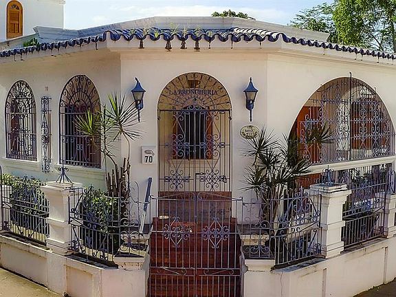 3rd image of 70 Calle DEL BOSQUE