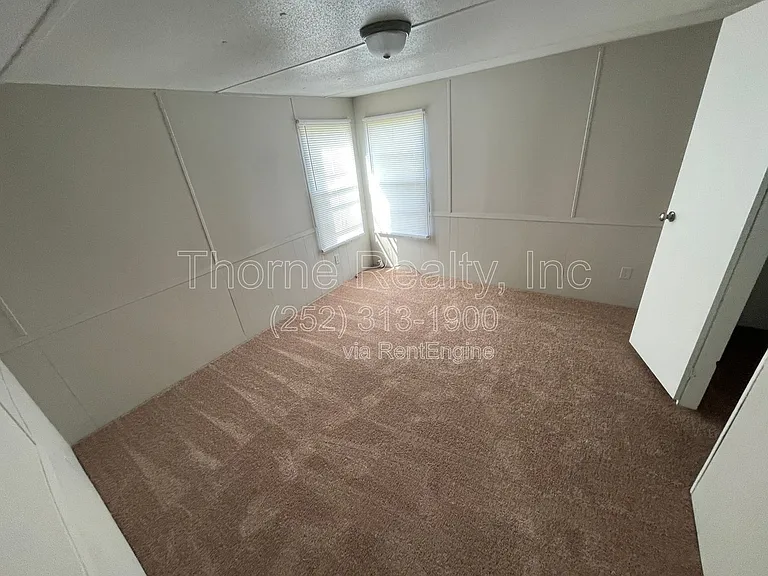 39 Travis Ln — Photo 9