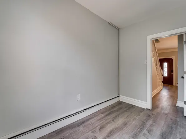 214 Olean Avenue image 10 of 37