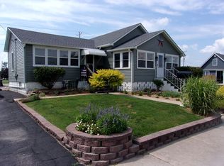 1160 S Broadway St, Coal City, IL 60416