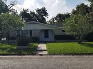 2407 Walnut Ave, Victoria, TX 77901