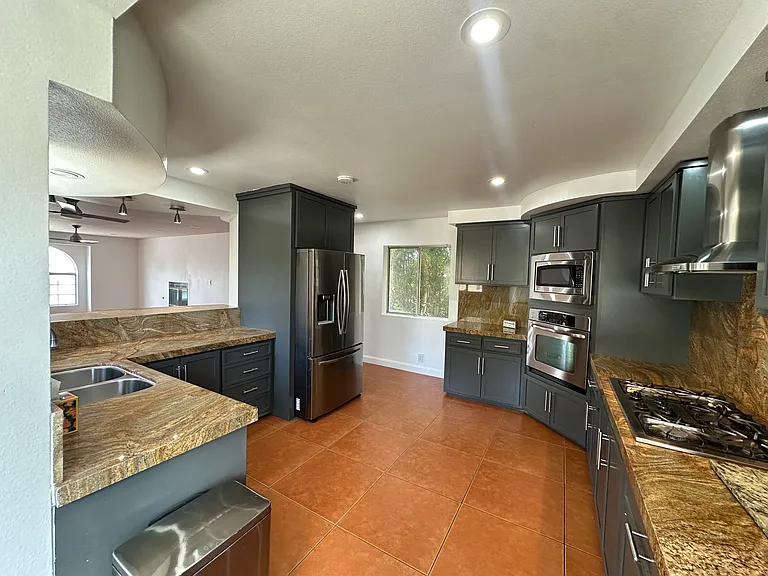 68245 Marina Rd — Photo 10