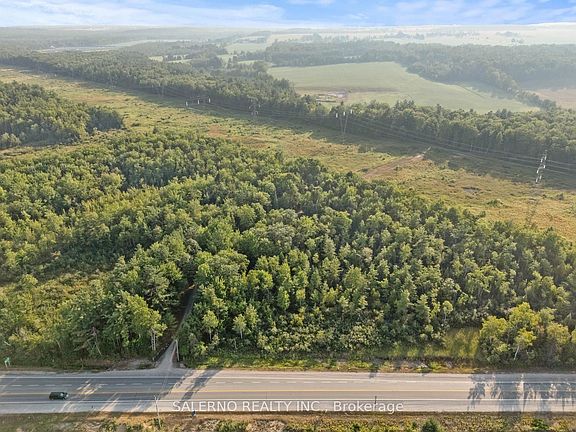 2nd image of 3992 Penetanguishene Rd