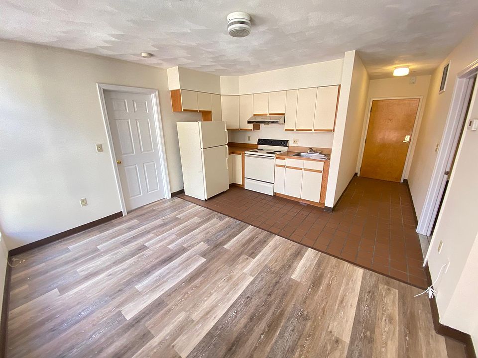 2nd image of 87 Essex St #56