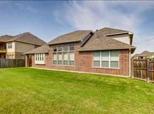 2911 N Camino Lagos, Grand Prairie, TX 75054