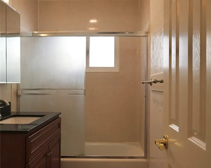 7611 Rhone Ln — Photo 21