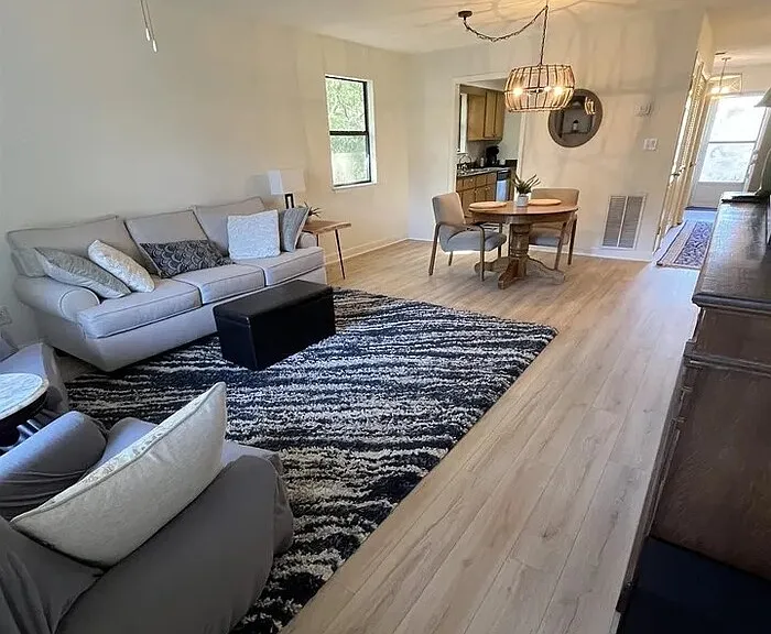 320 Volanta Ave #320 — Photo 1