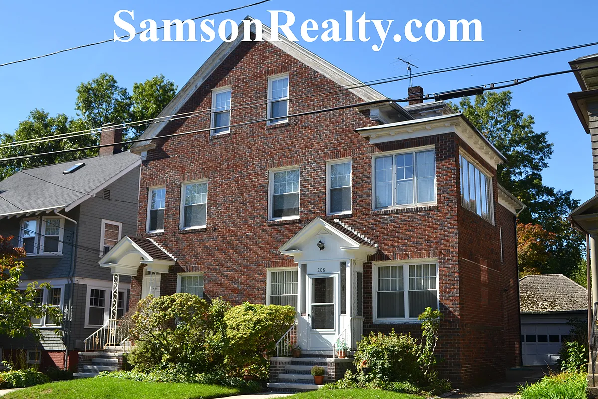 Building Photo - 206 Slater Ave #2