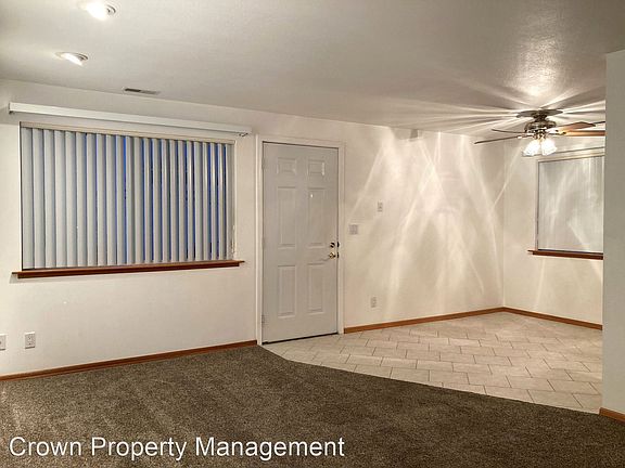 4th image of 905 Abbot St #10700942