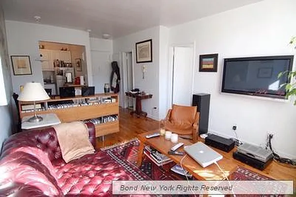 Rented by Bond New York | media 20