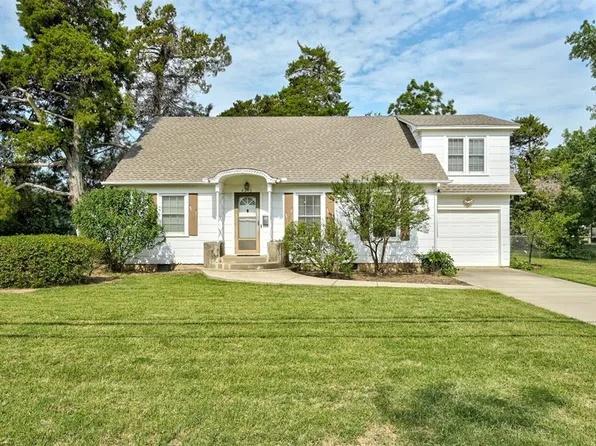 4315 N Grove Ave, Warr Acres, OK 73122