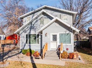 910 4th Ave NW, Minot, ND 58703