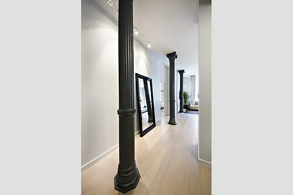 Sold by Stribling | media 1