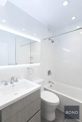 Rented by Bond New York | media 13