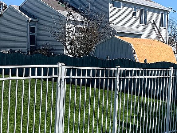 2nd image of 16654 S Eastlake Pkwy