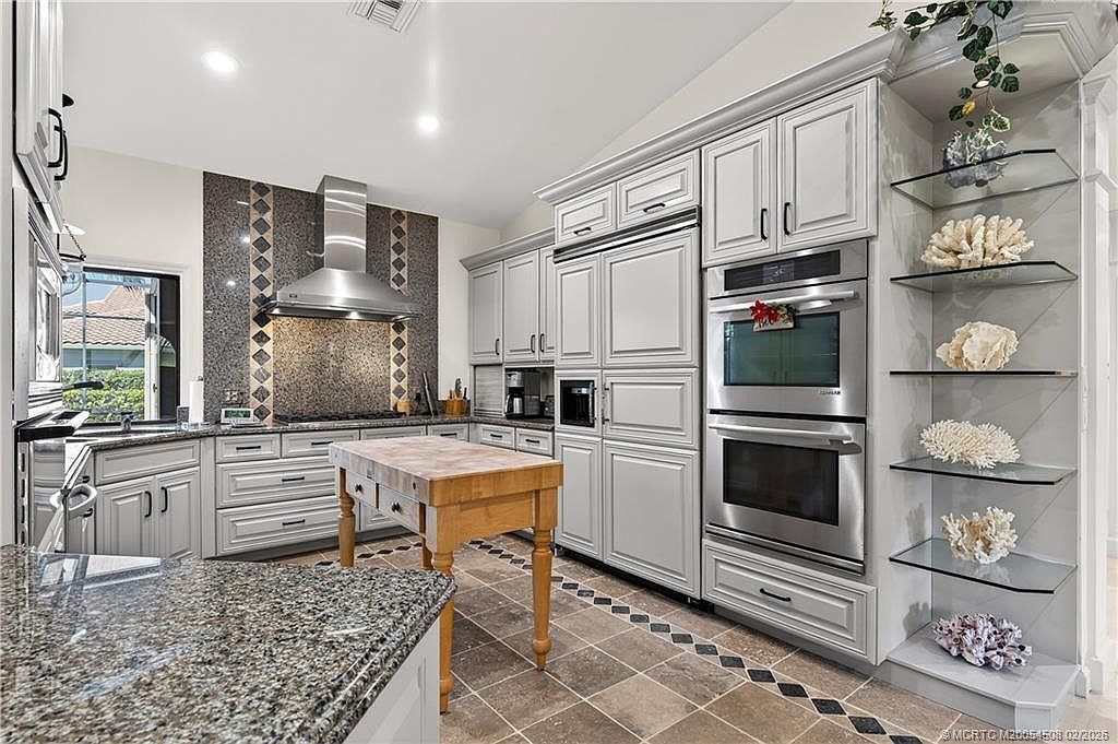 1341 Lancewood Ter