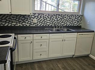 Pine Ridge, Norwich, CT 06360