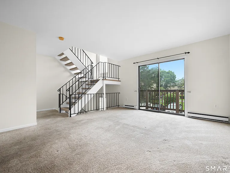 60 Lawn Ave #24 — Photo 2