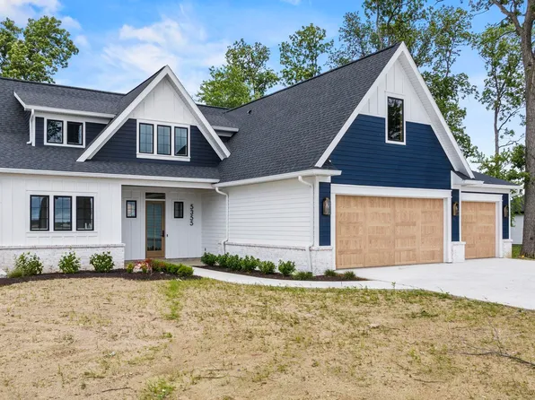 5355 Carroll Rd, Fort Wayne, IN 46818