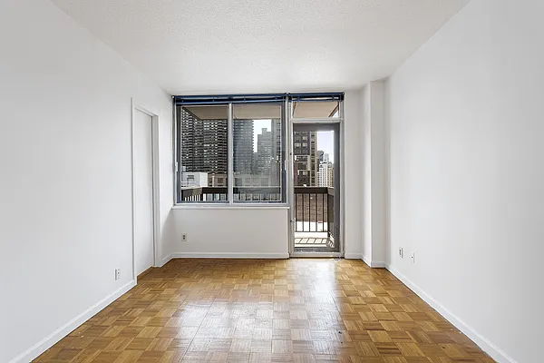 Sold by Compass | media 11