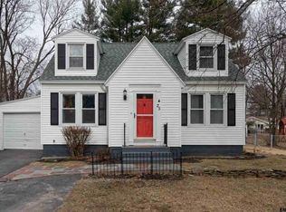 25 Saratoga Dr, Glenville, NY 12302