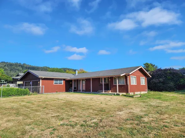 2415 Le Clair Ave, Crescent City, CA 95531