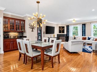102 Dickinson St, Philadelphia, PA 19147