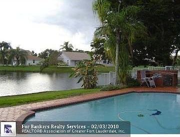 3rd image of 8710 SW 57th Pl