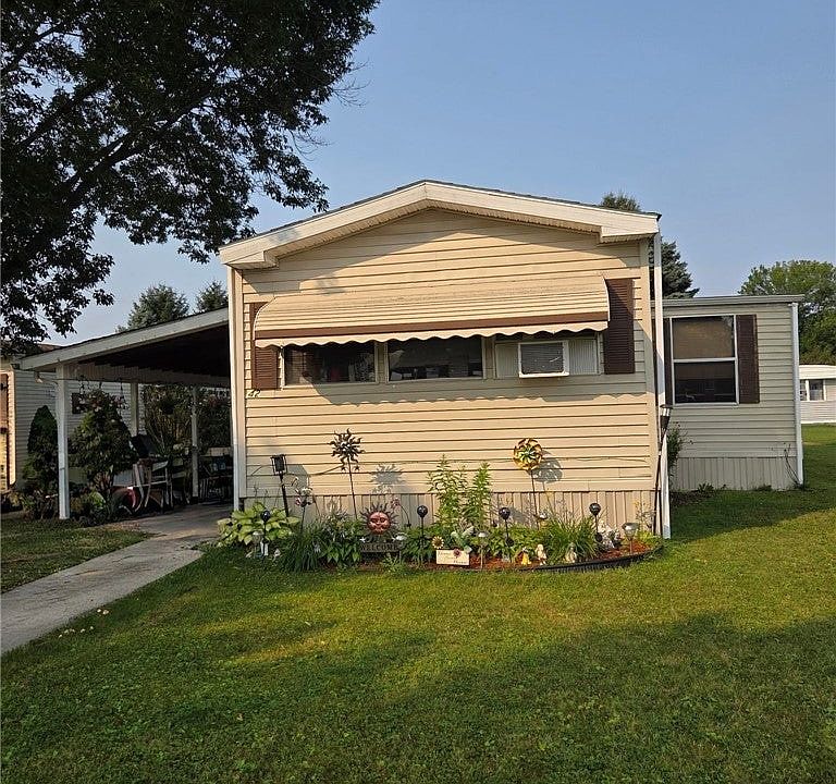 1st image of 42 Alsace St
