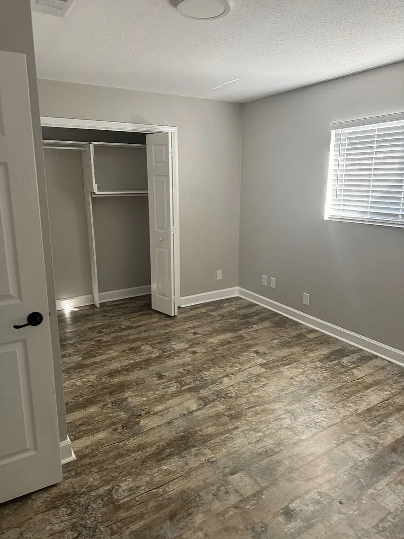 Jackson Square unit 68 — Photo 3