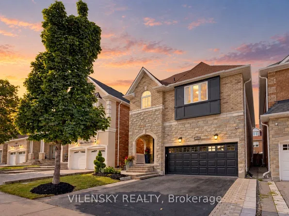 464 Apple Blossom Dr, Vaughan, ON L4J 9A2