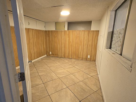 4th image of 524 S Stuart St APT B