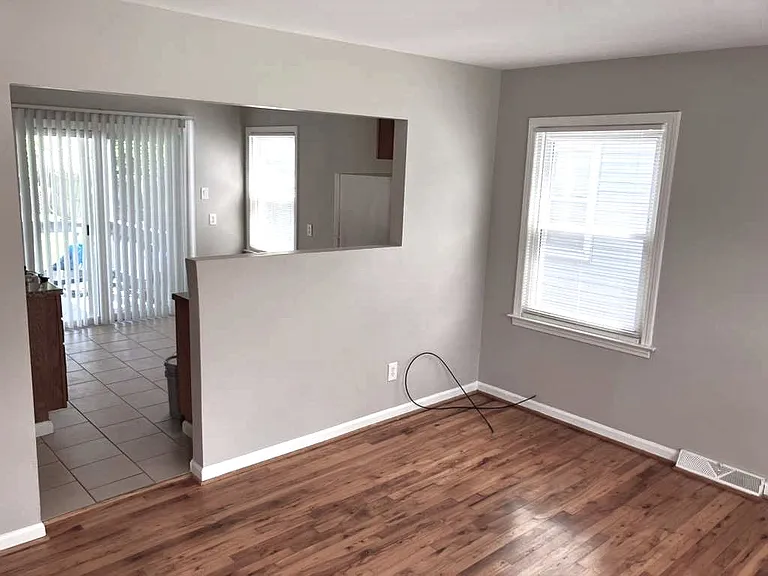 577 E Hudson Ave — Photo 7