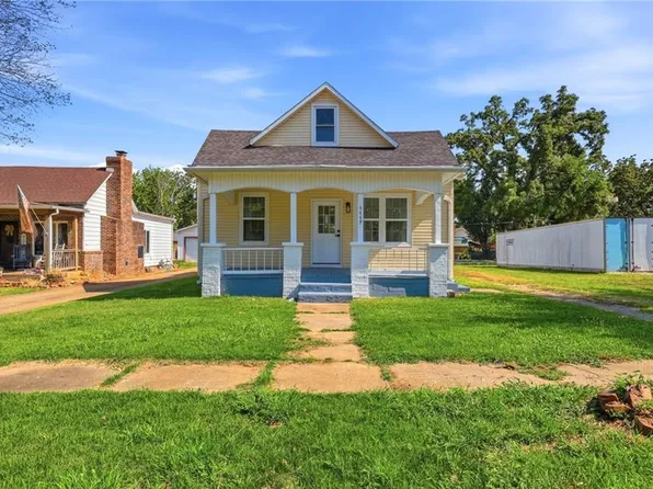 1117 E 1st St, Fort Scott, KS 66701