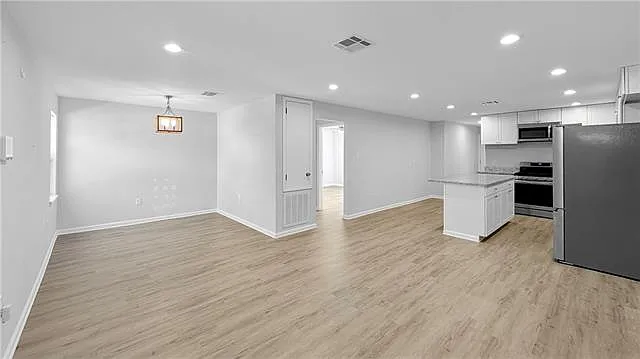 1706 Stafford St — Photo 4