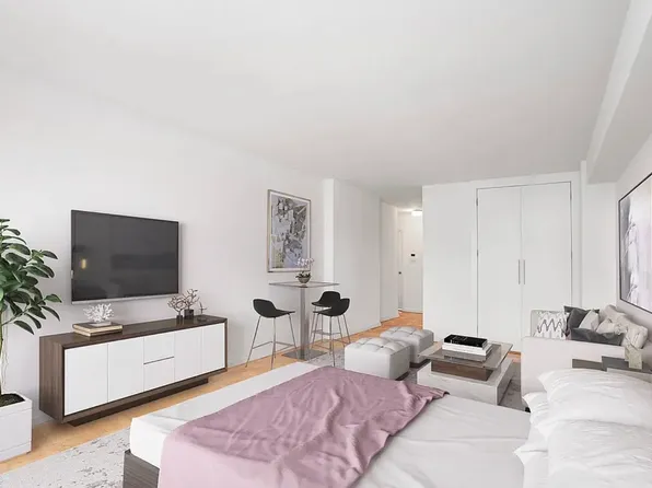 150 East 37th Street image 1 of 11