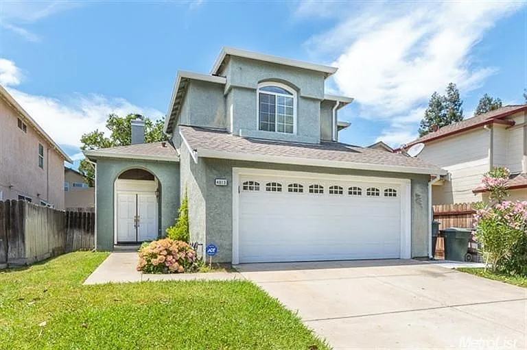 4813 Lonestar Way photo 1