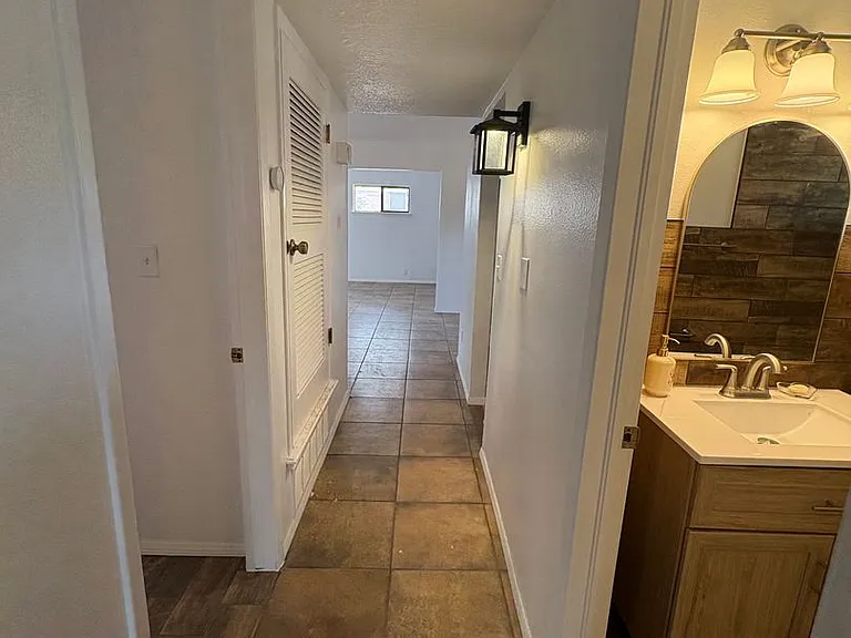 5845 Wrangler Dr — Photo 14