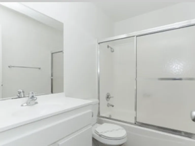 Pine Ridge Apartments — Photo 5
