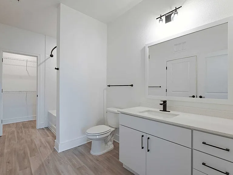 Tropia Luxury Apartments — Photo 87