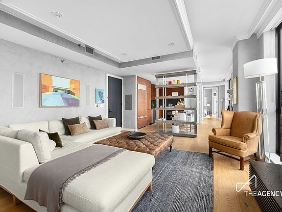 4th image of 540 W 28th St