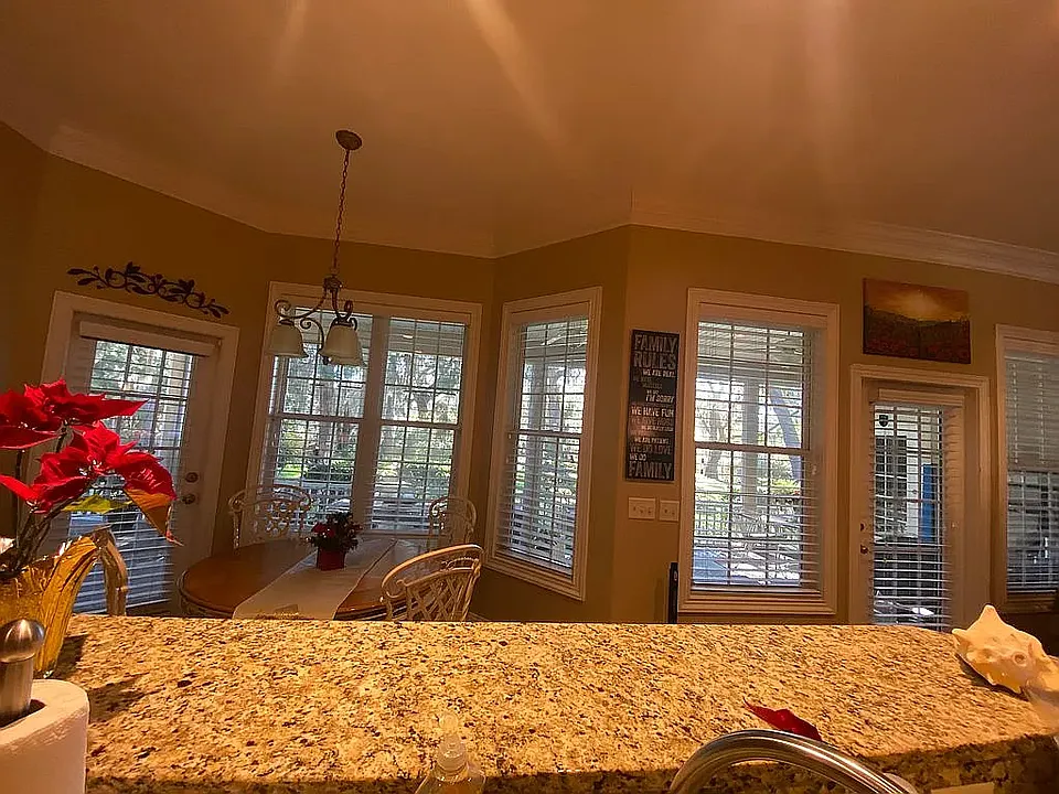 111 Chinquapin Dr