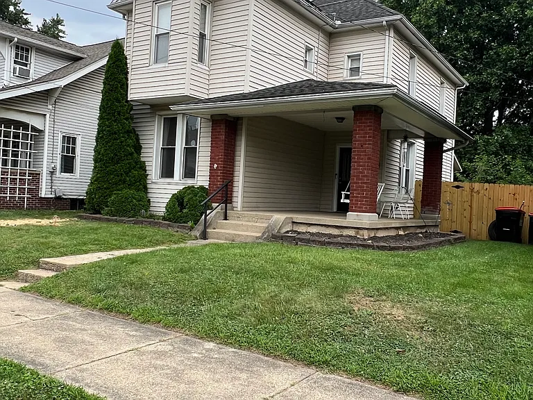 74 Linden Ave — Photo 1