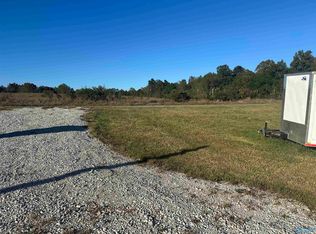 7066 Vivians Rd, Anderson, AL 35610