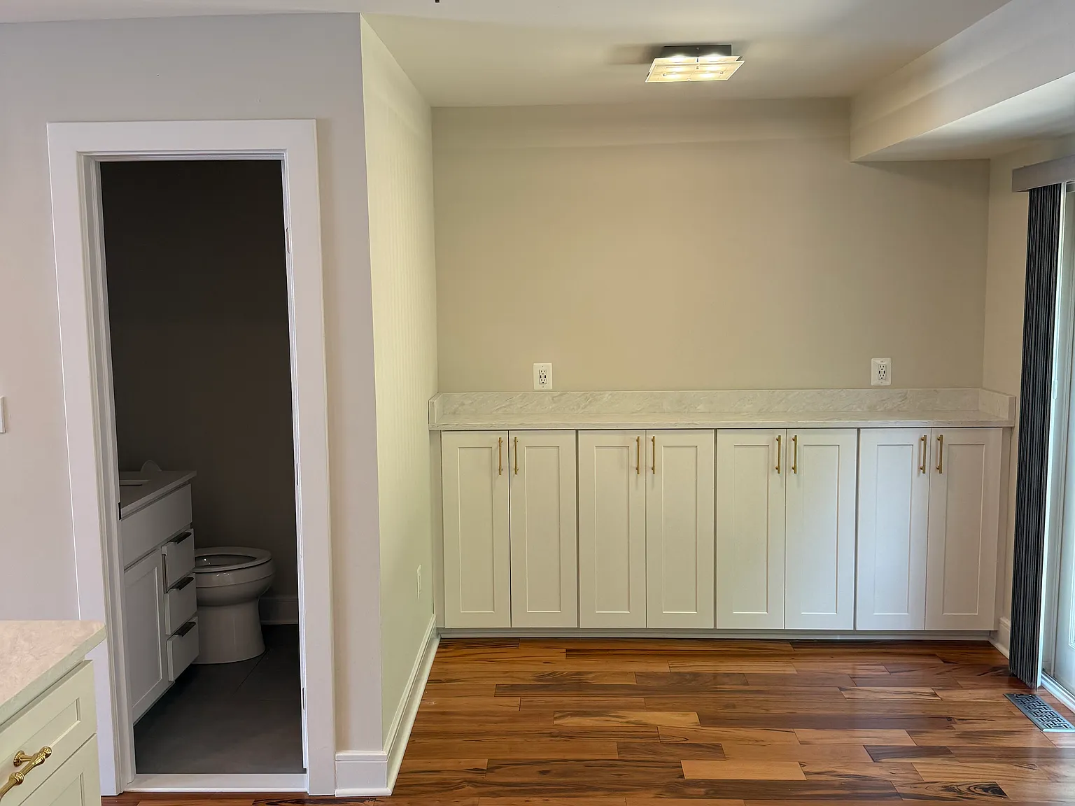 4 bed, 1989 sqft, $3,300 — Photo 3