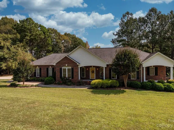 201 Benbrook Dr, Cherryville, NC 28021